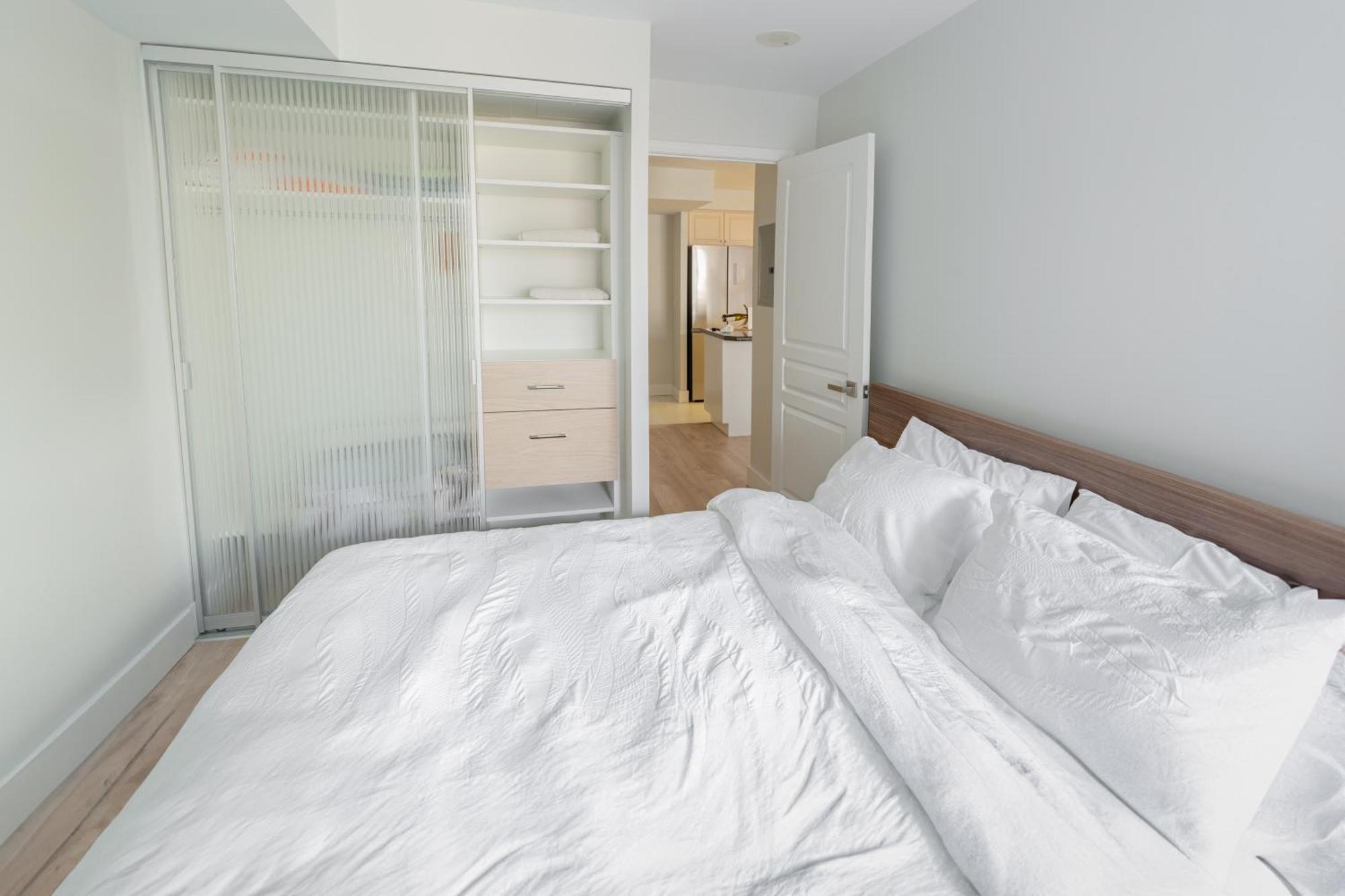 Boutique Suite Of Downtown Toronto Exterior photo